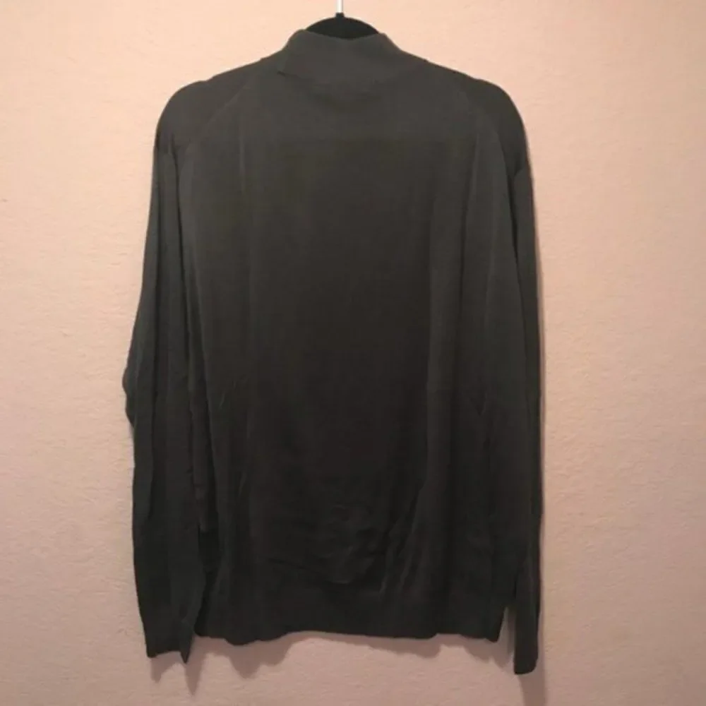 NWOT. Cullen lightweight sweater. 100% Silk.